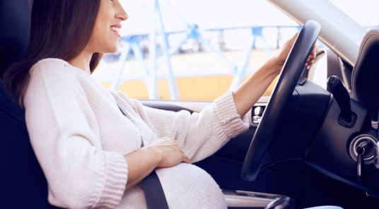 7 Điều tuyệt đối không quên cho phụ nữ lái xe khi mang thai