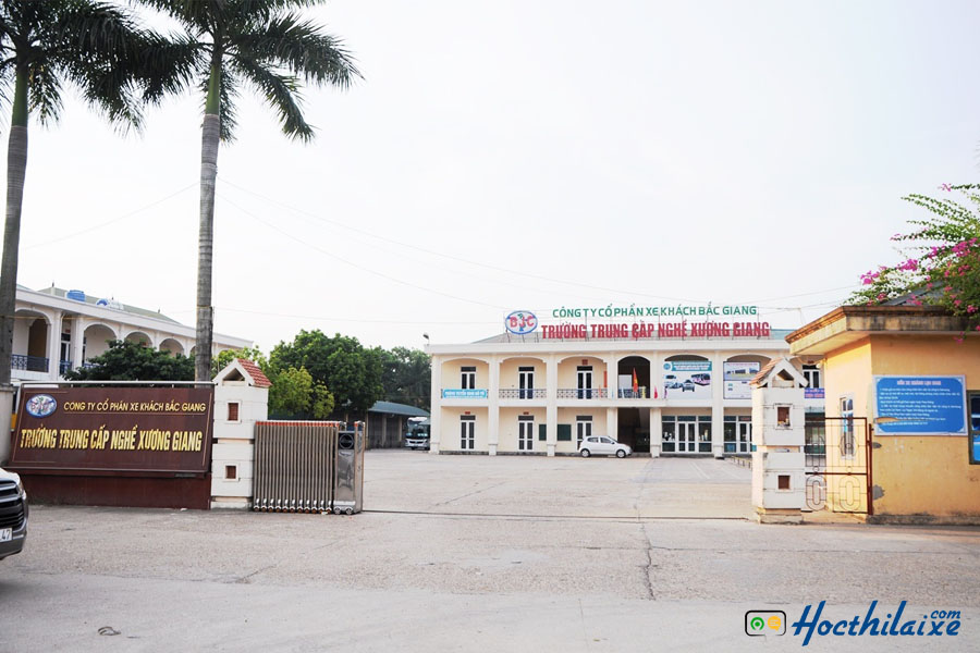 Trường trung cấp nghề xương giang