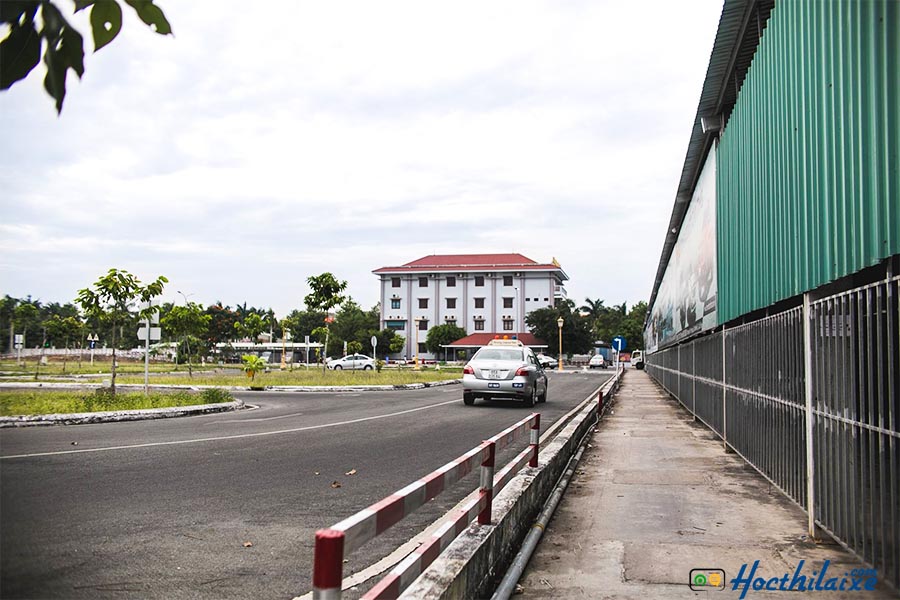 Học vào cuối tuần không phát sinh phí
