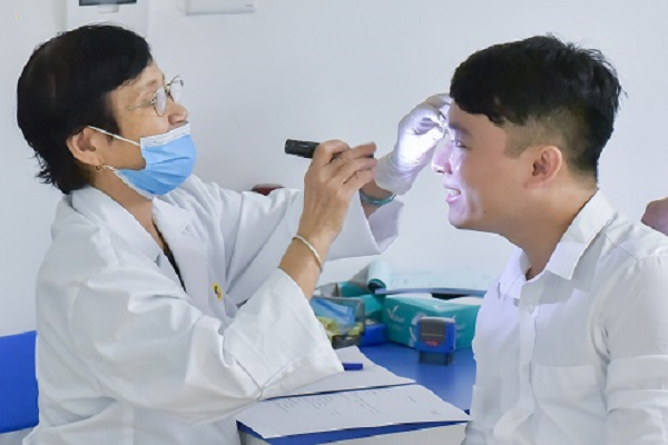 Tiêu chuẩn sức khỏe về mắt